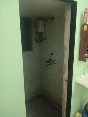 Furnished Amenities in 1 BHK Apartment at Koldongri CHS, Andheri East – for Rent