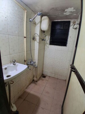 Bathroom in 1 BHK Apartment at Chembur – for Rent
