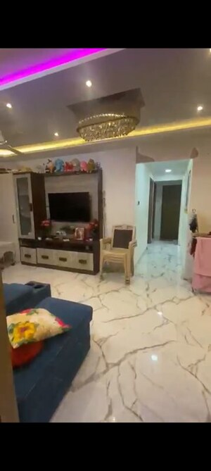 Living Room in 3 BHK Apartment at Nehru Nagar – for Rent