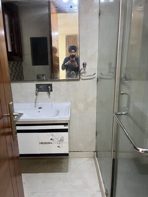 Kitchen in 3 BHK Builder Floor at Safdarjung Enclave – for Rent