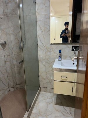 Bathroom in 3 BHK Builder Floor at Safdarjung Enclave – for Rent