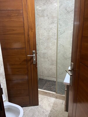 Bathroom in 3 BHK Builder Floor at Safdarjung Enclave – for Rent