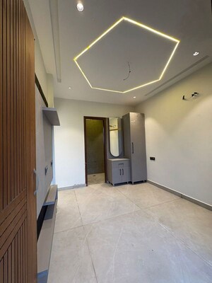 Room in 3 BHK Independent House at Sector 123 – for Sale