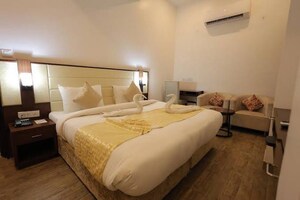 4 BHK Apartment For Sale in Paradise Sai World Empire, Kharghar