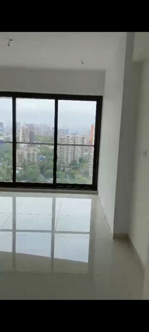 Room in 2 BHK Apartment at Andheri CHS, Andheri West – for Rent