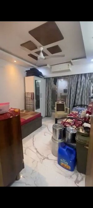 Living Room in 3 BHK Apartment at Kurla – for Rent