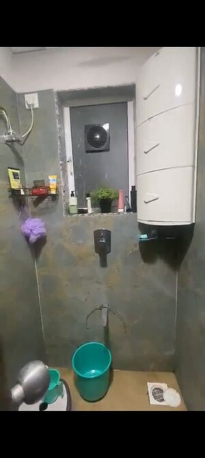 Furnished Amenities in 3 BHK Apartment at Kurla – for Rent