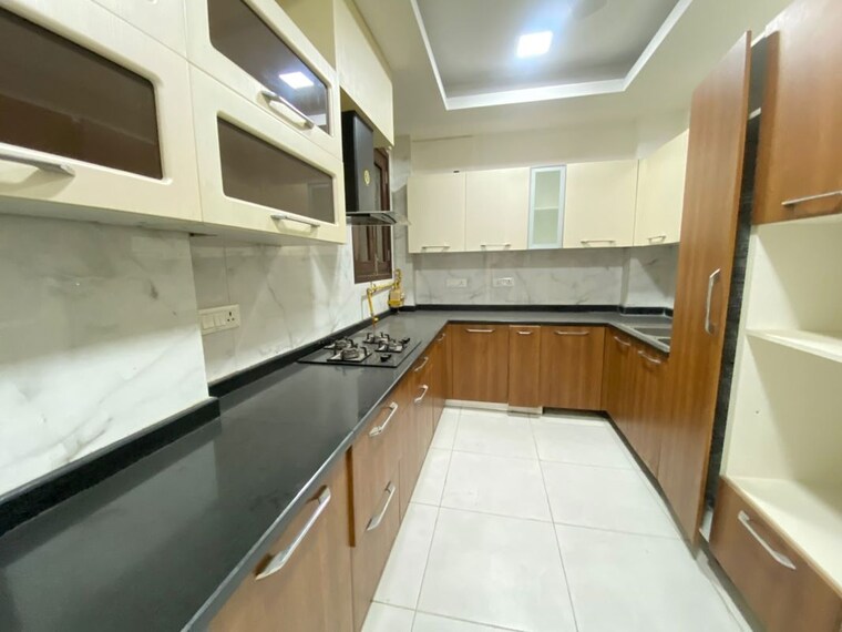 Kitchen, uday park 3 Bedroom 217 Sq.Yd. Builder Floor In Uday Park Delhi 10756408