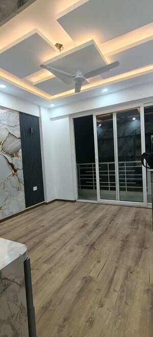 Room in 3 BHK Apartment at Rishita Manhattan, Gomti Nagar – for Rent