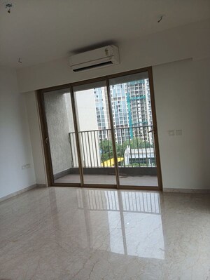 1 BHK Apartment For Rent in Nahar Yuu Nova, Chandivali