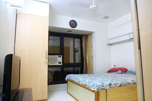 Bedroom in 2 BHK Apartment at Dosti Mezzo 22, Sion East – for Sale