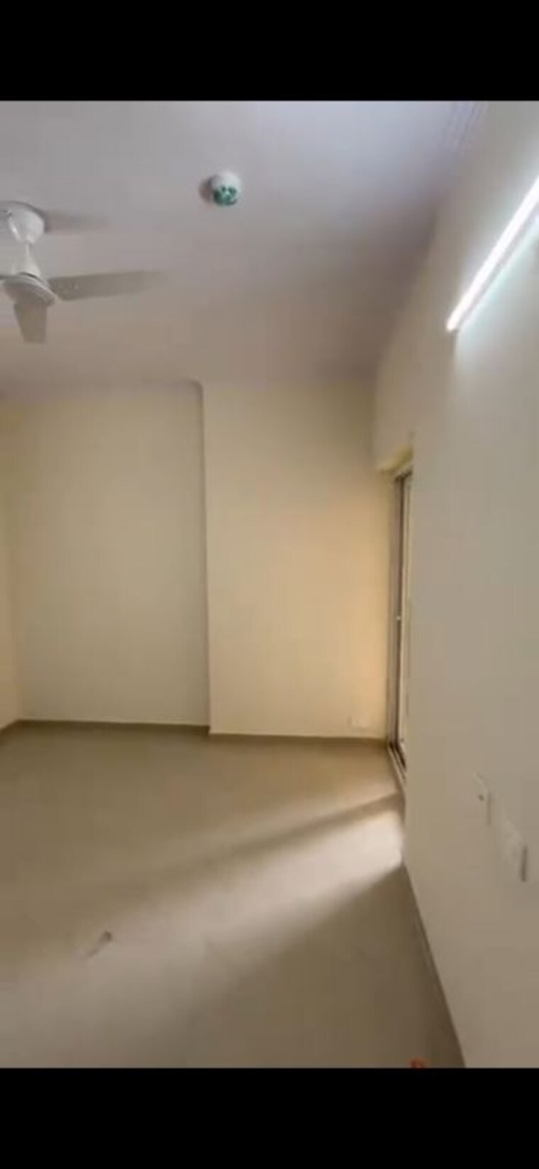 Room, amrapali-verona-heights 3 Bedroom 1300 Sq.Ft. Apartment In Tech Zone 4 Greater Noida Greater Noida 10756457