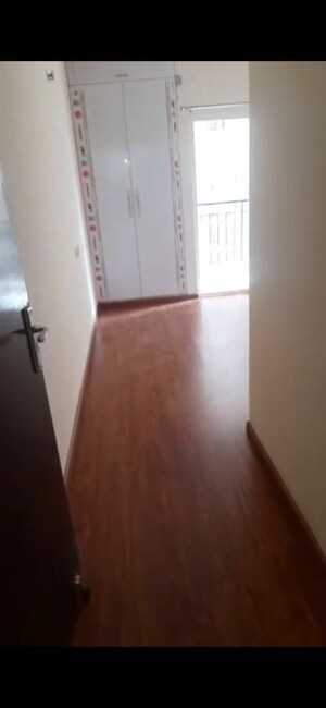2.5 BHK Apartment For Rent in Amrapali Verona Heights Phase II, Amrapali Leisure Valley