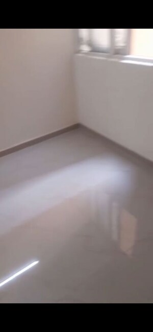 Room in 2.5 BHK Apartment at Amrapali Verona Heights Phase II, Amrapali Leisure Valley – for Rent