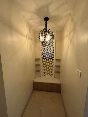 Furnished Amenities in 4 BHK Apartment at Lodha The Park, Worli – for Rent