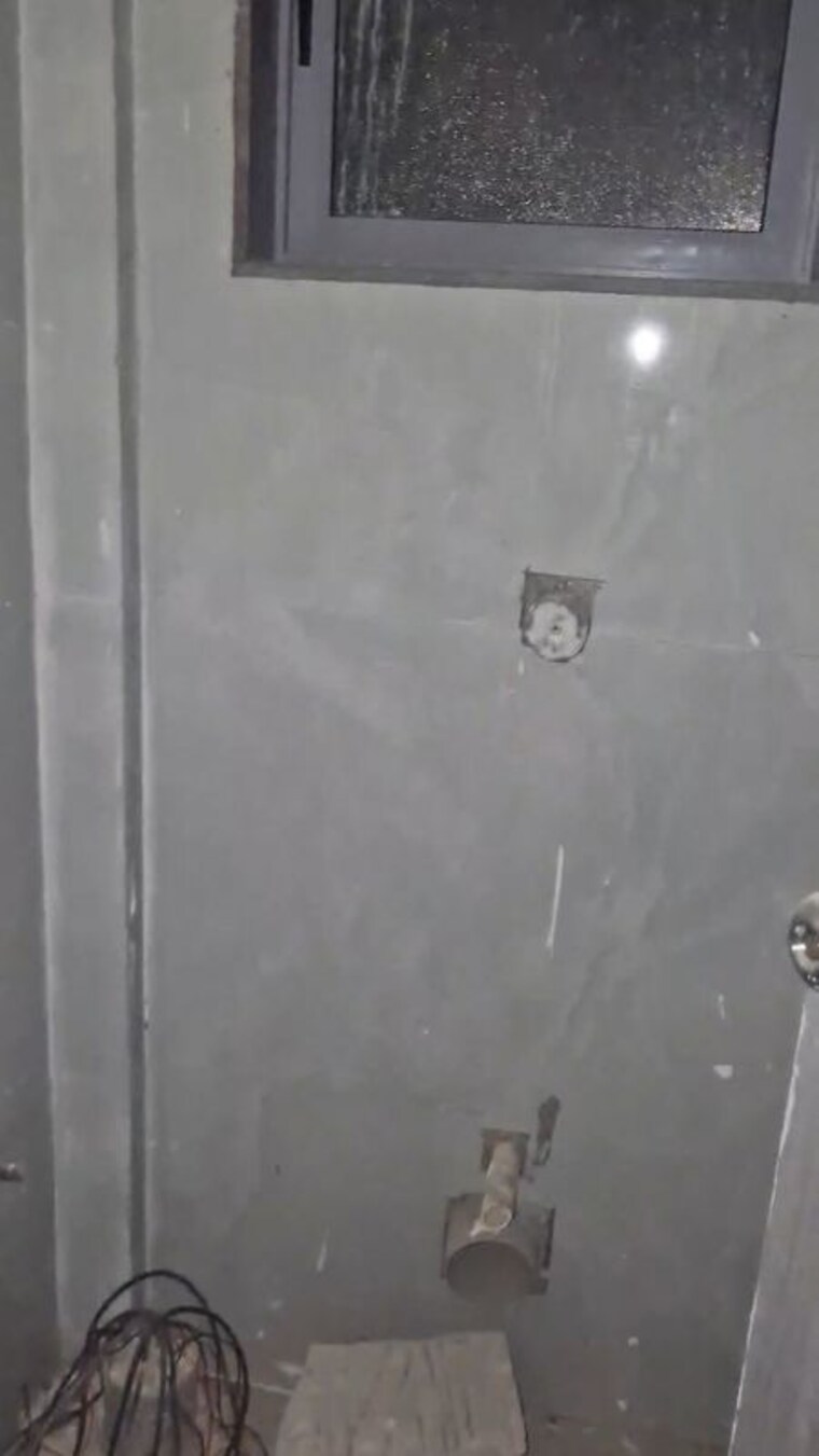 Bathroom, space-grandeur 1 Bedroom 406 Sq.Ft. Apartment In Santacruz East Mumbai 10756521