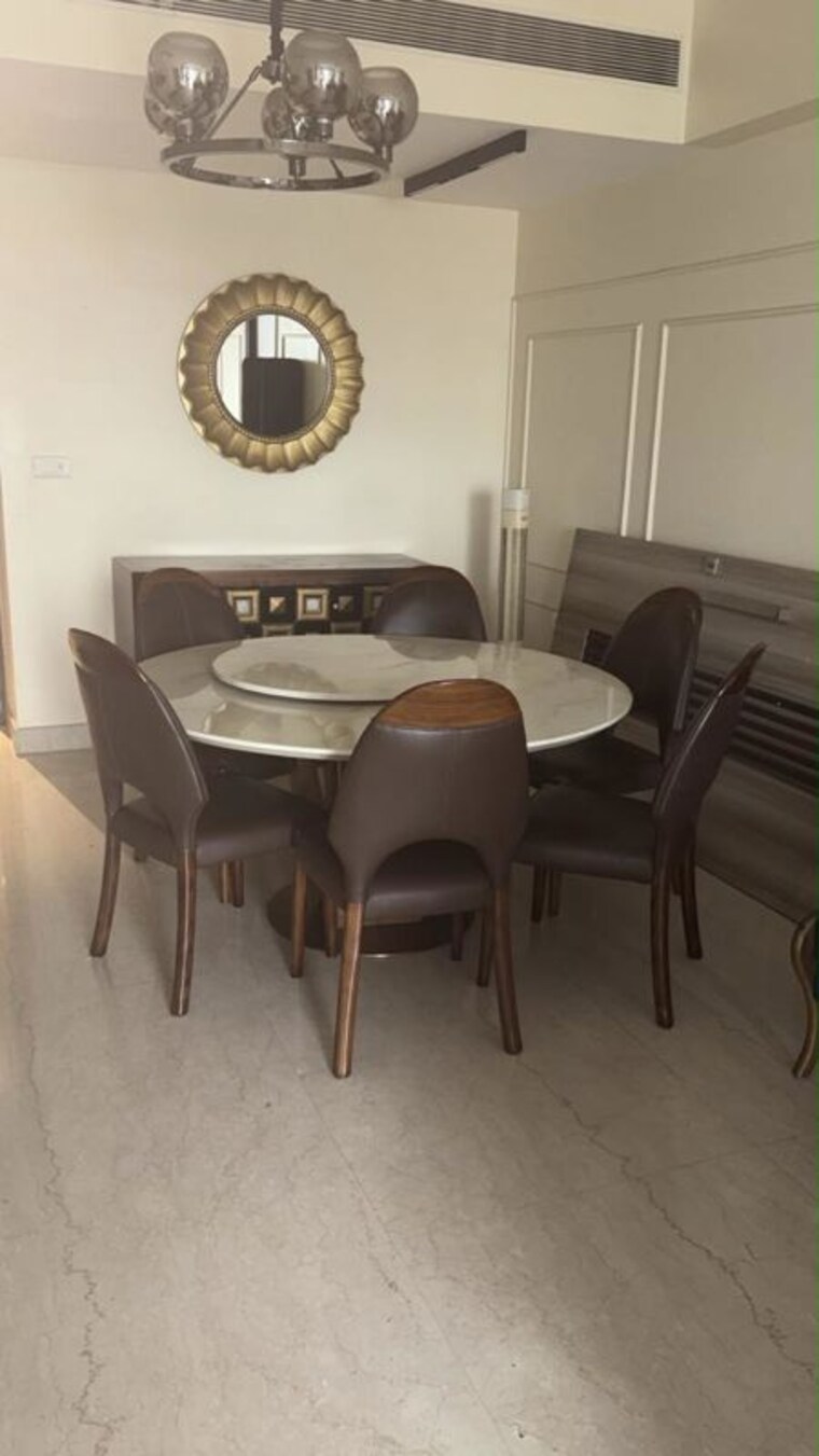 Dining area, lodha-the-park 4 Bedroom 1500 Sq.Ft. Apartment In Worli Mumbai 10756539