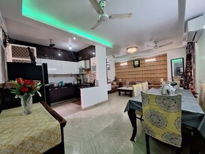 Living Room in 4 BHK Independent House at Sector 77 – for Rent