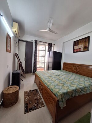 Bedroom in 3.5 BHK Apartment at H R Buildcon Elite Homz, Sector 77 – for Rent