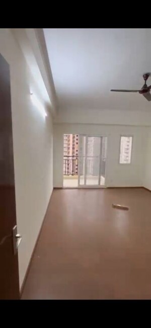 Building Lobby in 5 BHK Apartment at Amrapali Verona Heights Phase II, Amrapali Leisure Valley – for Rent