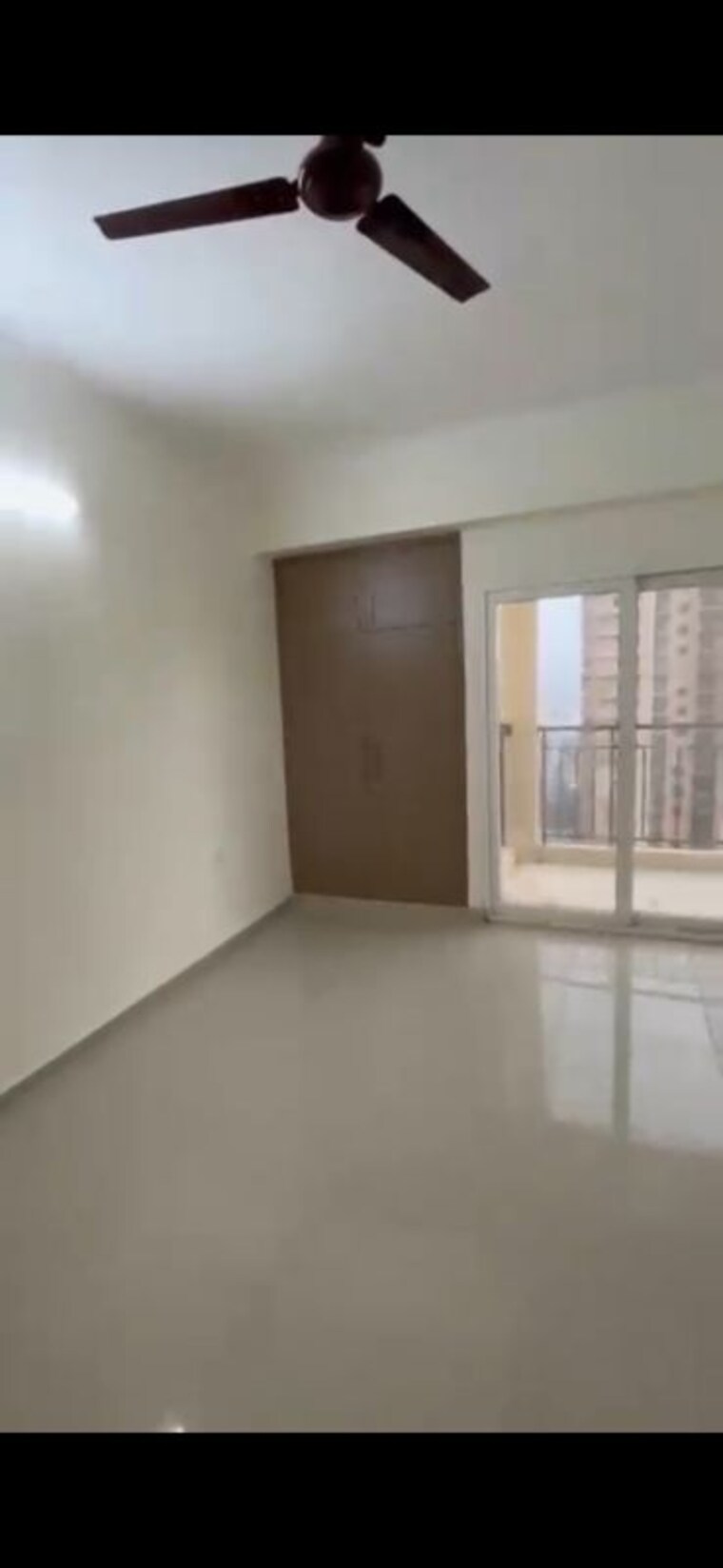 Room, amrapali-verona-heights-phase-ii 5 Bedroom 2135 Sq.Ft. Apartment In Amrapali Leisure Valley Greater Noida 10756556