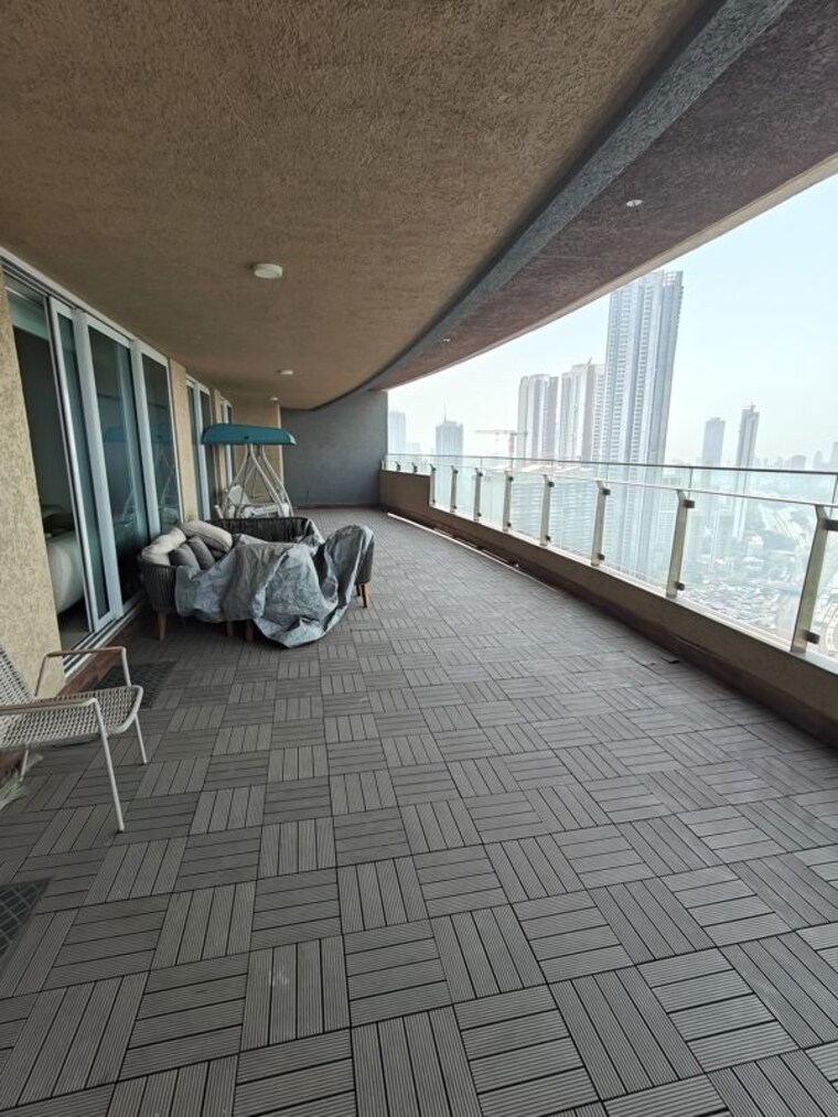 Balcony, lokhandwala-infrastructure-minerva 3 Bedroom 2100 Sq.Ft. Apartment In Mahalaxmi Mumbai 10756565