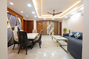 Gym in 4 BHK Builder Floor at Sector 43 – for Rent