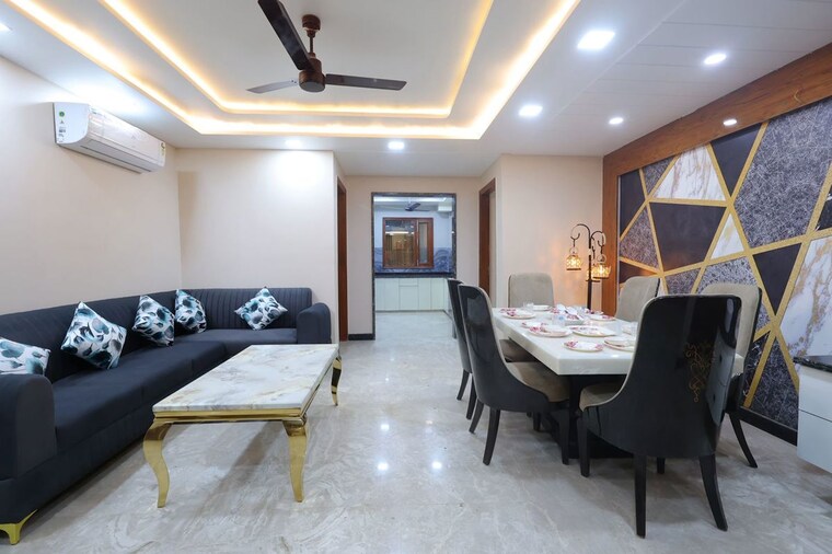 Gym, sector 43 4 Bedroom 295 Sq.Yd. Builder Floor In Sector 43 Gurgaon 10756566