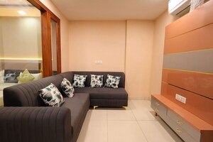 Bedroom in 4 BHK Builder Floor at Sector 43 – for Rent