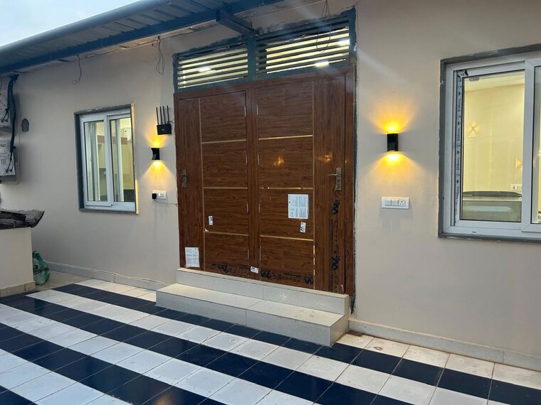 Living Room, sector 43 4 Bedroom 295 Sq.Yd. Builder Floor In Sector 43 Gurgaon 10756566