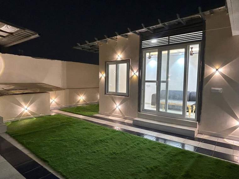Living Room, sector 43 4 Bedroom 295 Sq.Yd. Builder Floor In Sector 43 Gurgaon 10756566