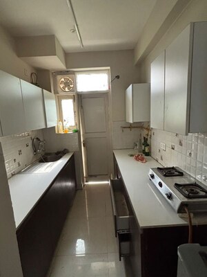 Kitchen in 3 BHK Builder Floor at BPTP District, Sector 81 – for Sale