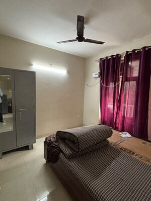 Bedroom in 3 BHK Builder Floor at BPTP District, Sector 81 – for Sale