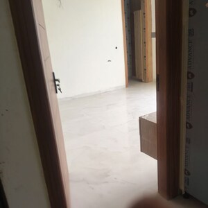 Room in 4 BHK Builder Floor at Sector 9a – for Sale
