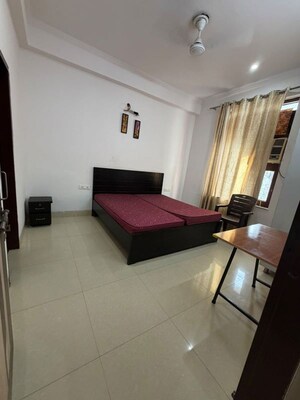Living Room in 2 BHK Builder Floor at Sector 51 – for Rent