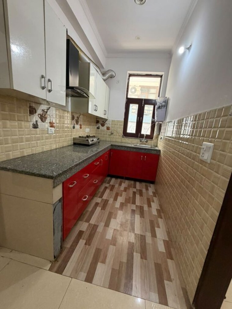 Kitchen, sector 51 2 Bedroom 175 Sq.Yd. Builder Floor In Sector 51 Gurgaon 10756621
