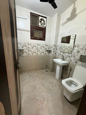 Bathroom in 2 BHK Builder Floor at Sector 51 – for Rent