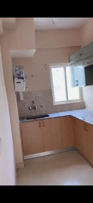 Bathroom in 2.5 BHK Apartment at Amrapali O2 Valley, Tech Zone 4 Greater Noida – for Rent