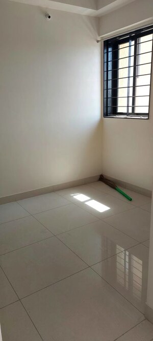Room in 2 BHK Apartment at Nanded Bageshree, Sinhagad Road – for Rent