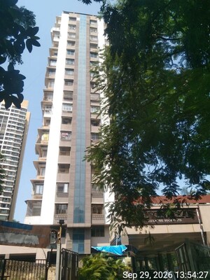  Apartment For Sale in Kandivali East