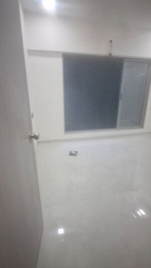 Room in 2 BHK Apartment at Space Grandeur, Santacruz East – for Sale