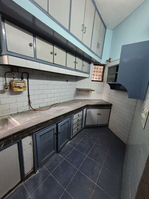 Kitchen in 2.5 BHK Apartment at Mayur Vihar – for Sale