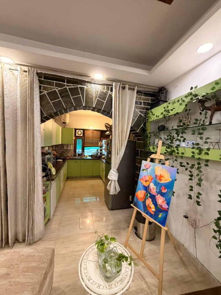  Parking, sector 56 2 Bedroom 215 Sq.Yd. Builder Floor In Sector 56 Gurgaon 10756741