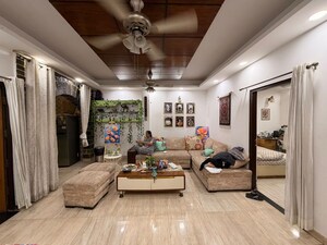Parking in 2 BHK Builder Floor at Sector 56 – for Rent