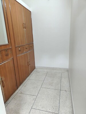 Furnished Amenities in 3 BHK Independent House at Vijay Khand – for Rent