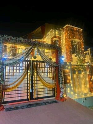 Master Plan in 4 BHK Villa at Vishal Khand – for Rent
