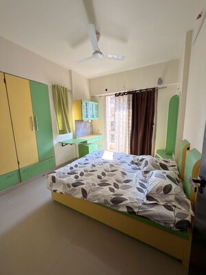 Bedroom in 2 BHK Apartment at Ravi Estate, Pokhran Road No One – for Rent