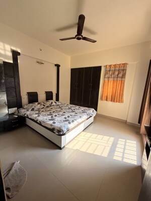 Bedroom in 2 BHK Apartment at Ravi Estate, Pokhran Road No One – for Rent
