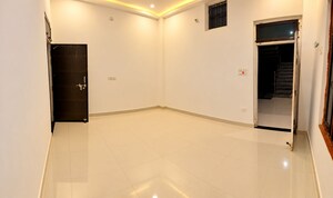 Room in 2 BHK Independent House at Arjunganj – for Rent
