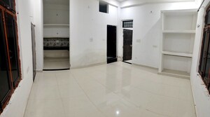 Room in 2 BHK Independent House at Arjunganj – for Rent